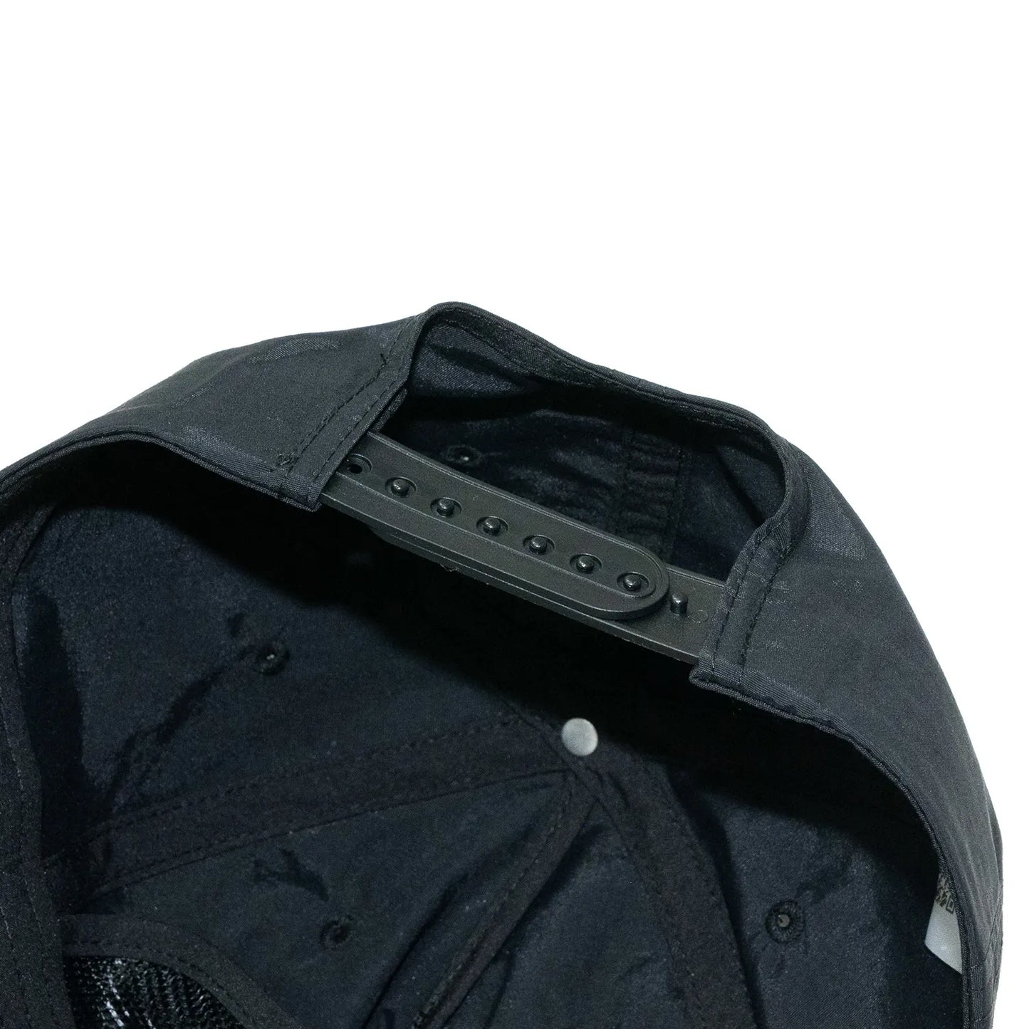 Prime / GALLERY LOGO NYLON 6-PANEL CAP - BLACK