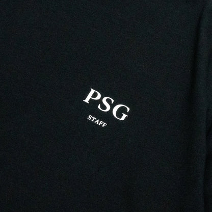 PrimeのスタッフTシャツ第三弾「PSG LOGO STAFF S/S TEE」のBLACKカラーの正面左胸のプリントデザイン写真