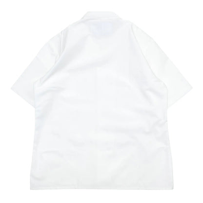 Primeがセレクトするビンテージウェア「PRIME VINTAGE」の「US MILITARY STAFF S/S SHIRTS」のWHITEカラーの背面からの商品写真