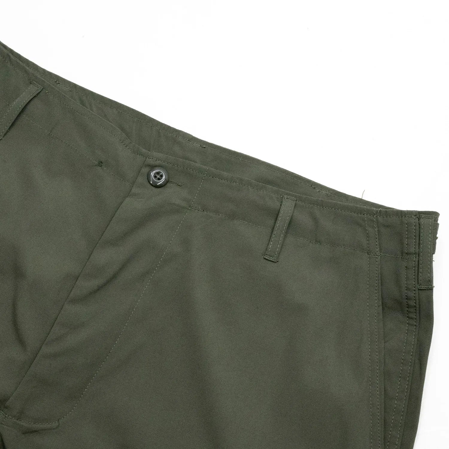 Primeのジャングルファティーグパンツ「VIETNAM JUNGLE FATIGUE PANTS MK-II」の正面ウエスト部分の別角度からの写真