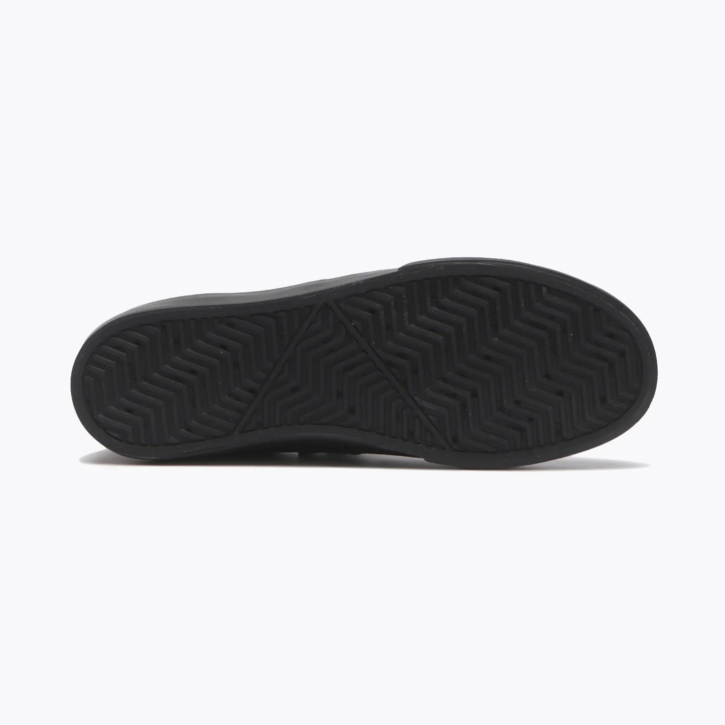 GRAVIS SKATEBOARDING(グラビススケートボーディング)のスエード素材のスケートボード・スケボーシューズ「REVERSE MONK STRAP」のBROWN/BLACKのアウトソールの写真