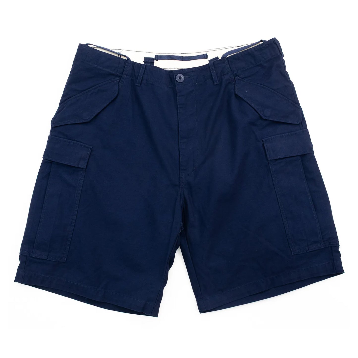 名作M-65をファットなシルエットにPrimeが理プロダクトした自信作「M-65 REMAKE CARGO SHORTS」の「NAVY」カラーの正面からの商品写真