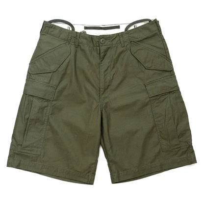 名作M-65をファットなシルエットにPrimeが理プロダクトした自信作「M-65 REMAKE CARGO SHORTS」の「OLIVE DRAB」カラーの正面からの商品写真
