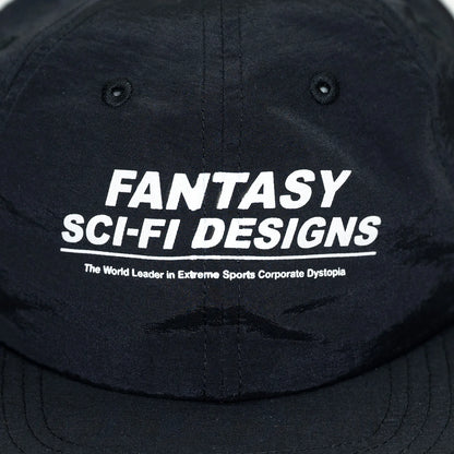 SCI-FI FANTASYのフロントにデザインがプリントされたナイロン製キャップ「EXTREME DESIGN HAT」のBLACKカラーの正面のデザイン写真