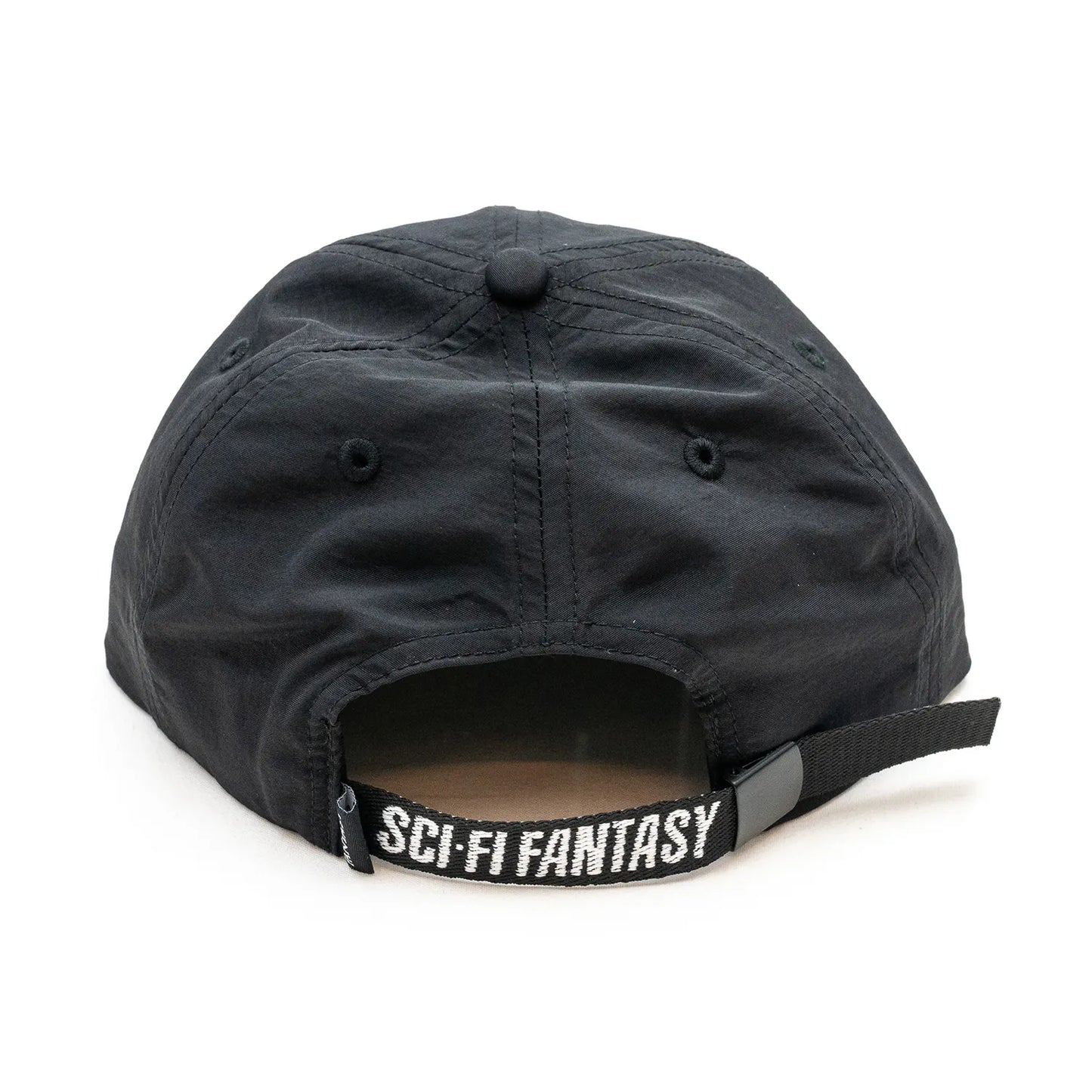 SCI-FI FANTASYのフロントにデザインがプリントされたナイロン製キャップ「EXTREME DESIGN HAT」のBLACKカラーの背面からの商品写真