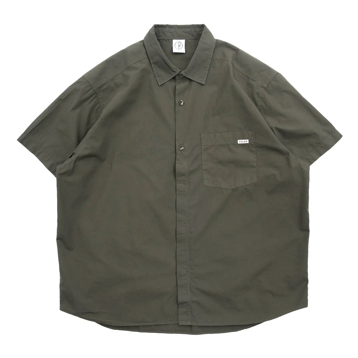 POLAR SKATE CO(ポーラー)のワイドなシルエットのコットン半袖シャツ「MITCH SHIRT」の「DIRTY BLACK」カラーの正面からの商品写真