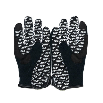 「ST LINE」の無駄を一切削ぎ落とし、“着け心地”にフォーカスして設計されたミニマルモデル「E-CLASS」の手のひら側の商品写真