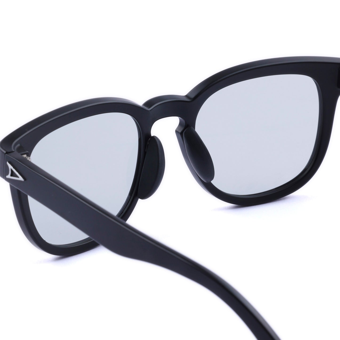 TYMER EYEWEAR BLAKE - MATT BLACK/PHOTOCHROMIC GREY (TY101-MBK-PGY)