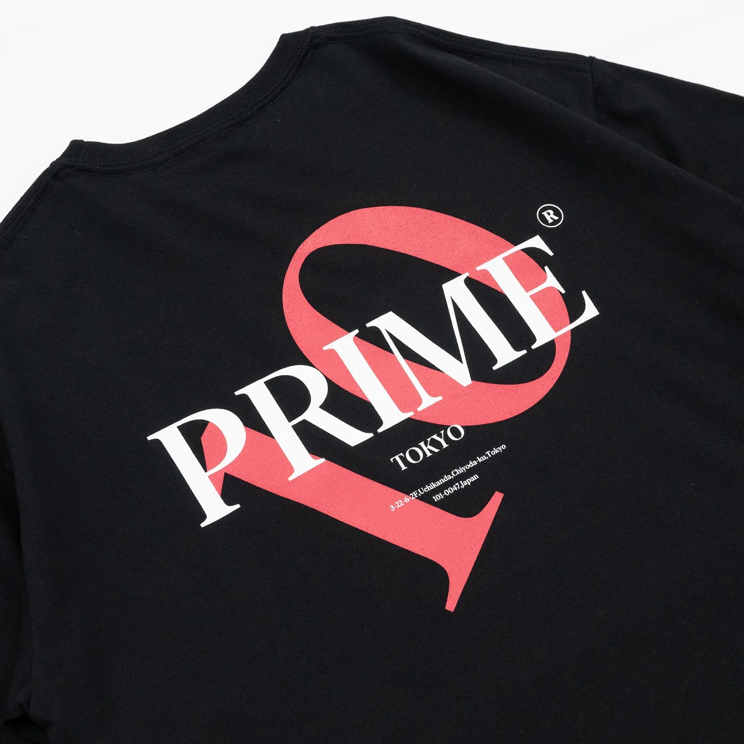 Prime 10周年記念の限定モデルのTシャツ「ANNIV.」のBLACKカラーの背面に大きくプリントされたデザイン写真