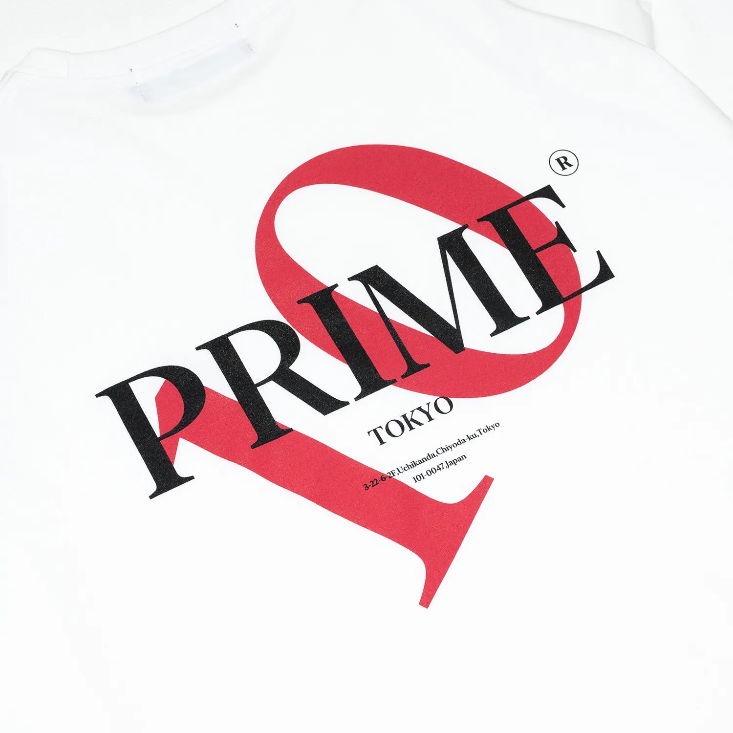 Prime 10周年記念の限定モデルのTシャツ「ANNIV.」のWHITEカラーの背面に大きくプリントされたデザイン写真