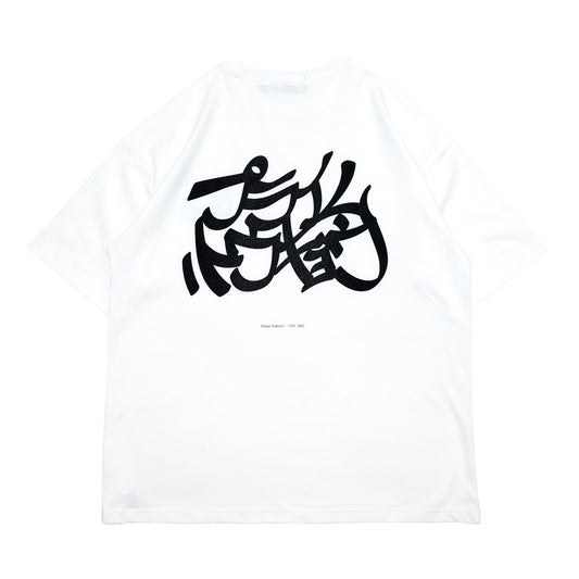 Prime 10周年記念の限定モデルのTシャツ「TAGGING LOGO」のWHITEカラーの背面からの商品写真