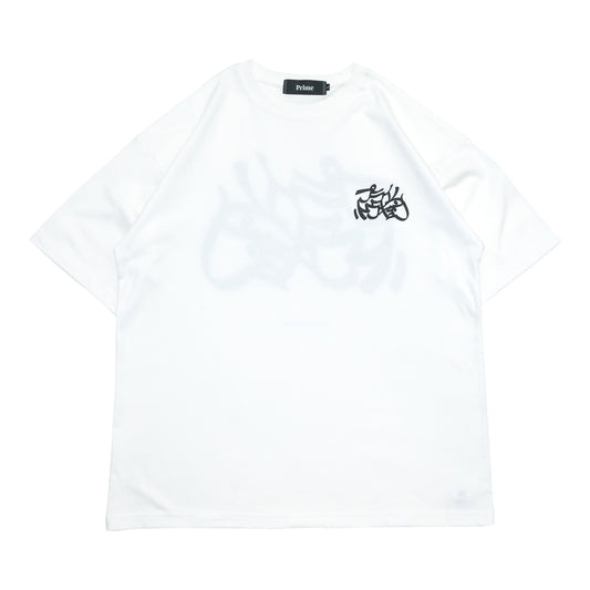 Prime 10周年記念の限定モデルのTシャツ「TAGGING LOGO」のWHITEカラーの正面からの商品写真