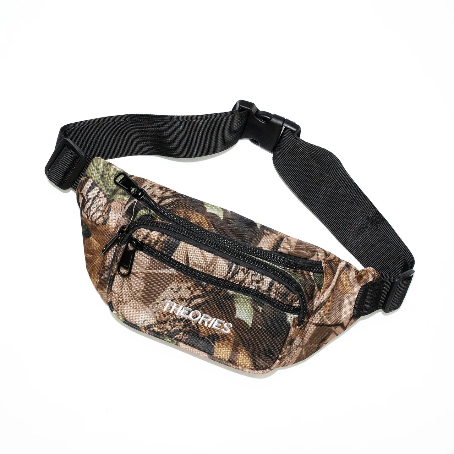 THEORIES(セオリーズ)のナイロン性ショルダーバッグ「STAMP SHOULDER BAG」のTREE CAMO(ツリーカモフラージュ柄)の正面からの商品写真