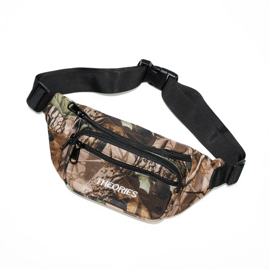 THEORIES(セオリーズ)のナイロン性ショルダーバッグ「STAMP SHOULDER BAG」のTREE CAMO(ツリーカモフラージュ柄)の正面からの商品写真