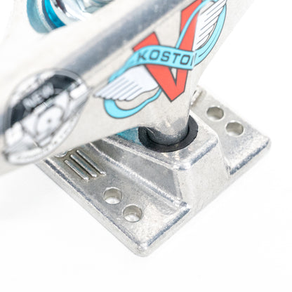 VENTURE TRUCKS V8 ERIC KOSTON - POLISH 5.25 HI