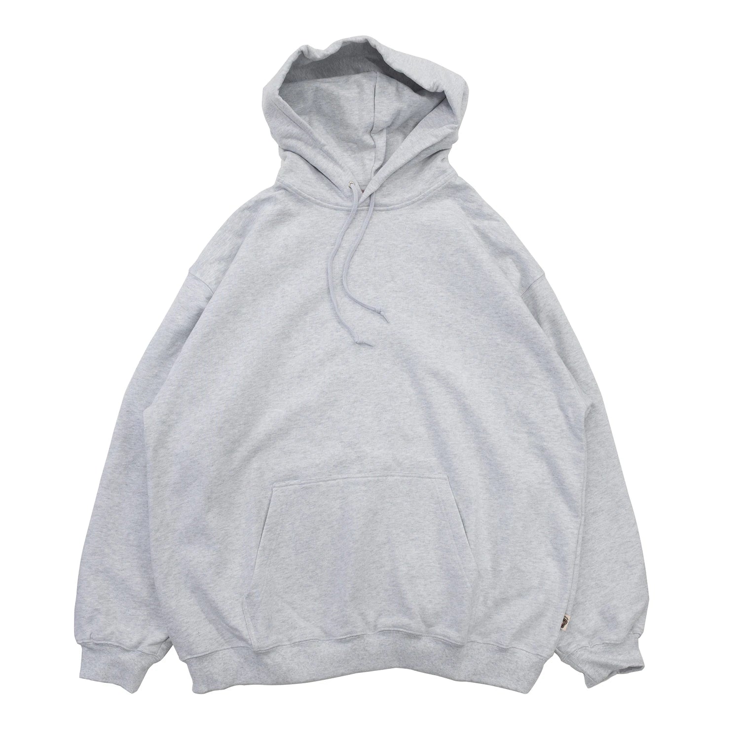 TRIBE WEAR(トライブウェア)の肉厚なフーディー｜パーカー「BASIC HOODIE」のGREYカラーの正面からの商品写真