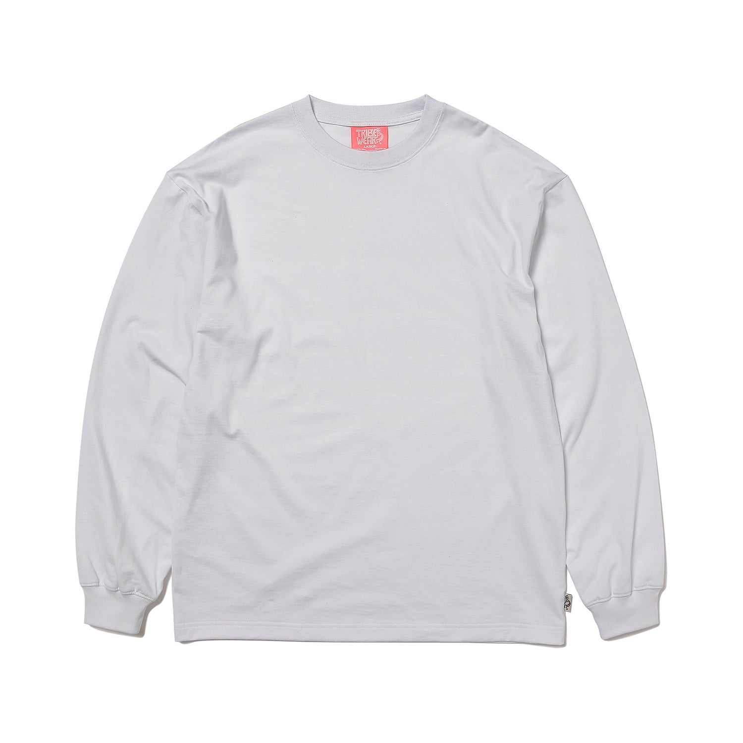 TRIBE WEAR(トライブウェア)のヘビーオンスのロングスリーブTシャツ「BASIC L/S TEE」のWHITEカラーの正面からの商品写真