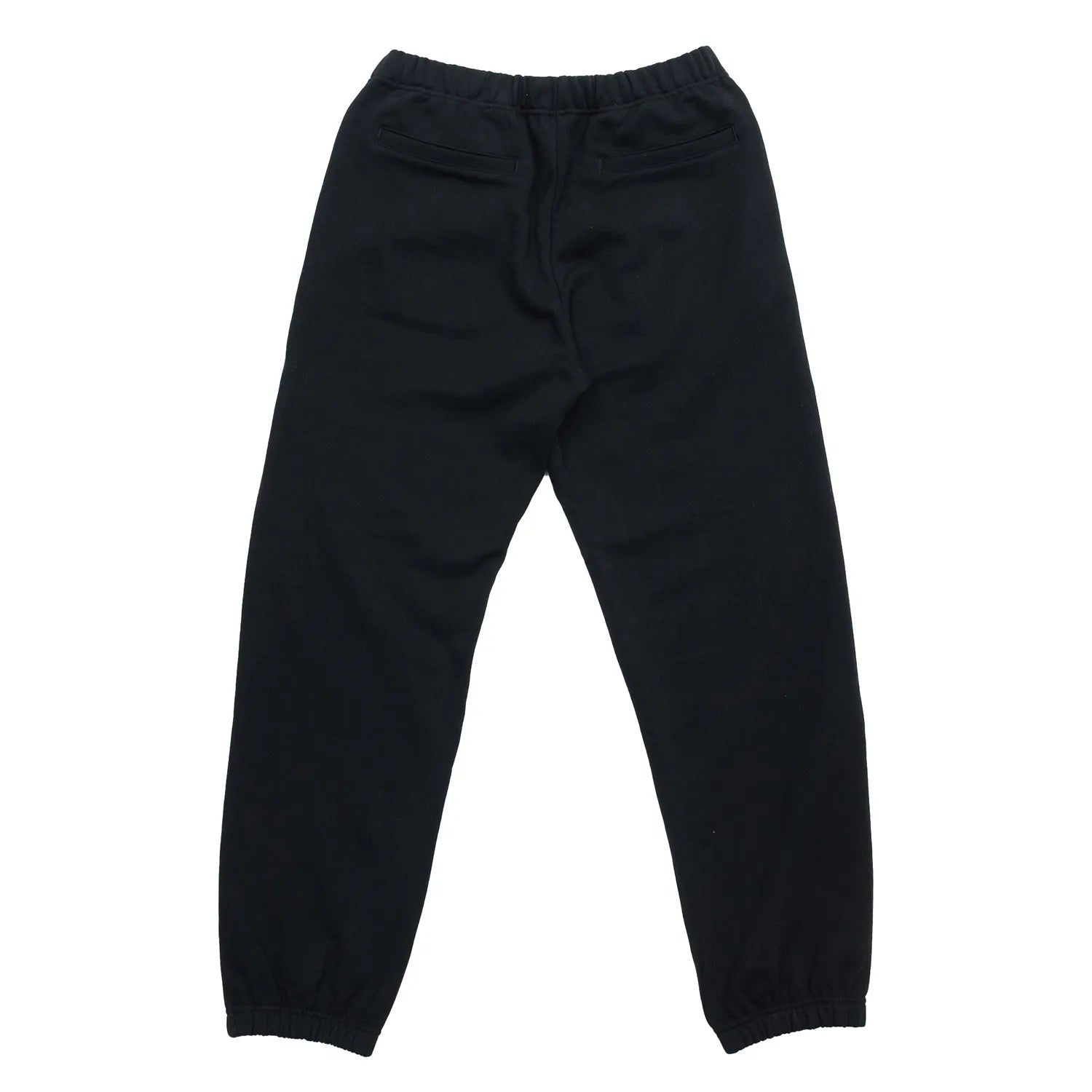TRIBE WEAR(トライブウェア)のヘビーオンスなパイル生地を使用した「BASIC SWEAT PANTS」のBLACKカラーの背面からの商品写真