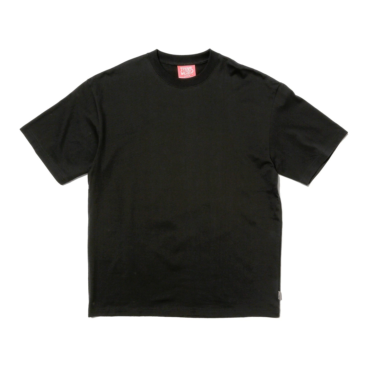 TRIBE WEAR(トライブウェア)のヘビーオンスのTシャツ「BASIC S/S TEE」のBLACKカラーの正面からの商品写真