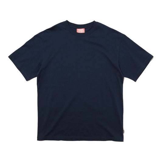 TRIBE WEAR(トライブウェア)のヘビーオンスのTシャツ「BASIC S/S TEE」のNAVYカラーの正面からの商品写真