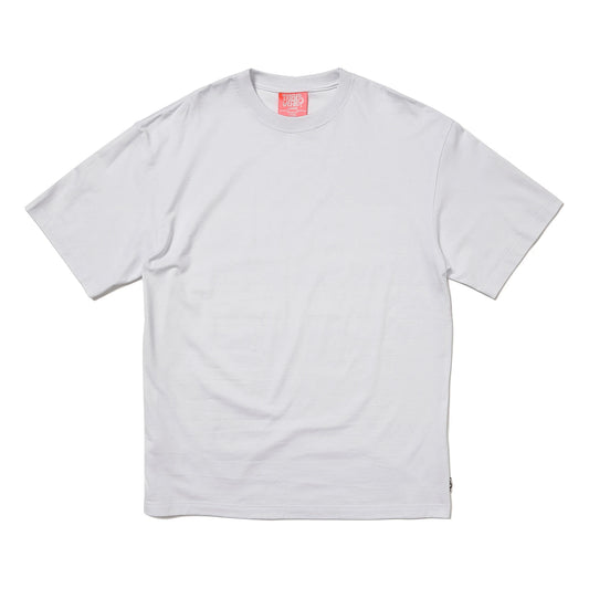 TRIBE WEAR(トライブウェア)のヘビーオンスのTシャツ「BASIC S/S TEE」のWHITEカラーの正面からの商品写真