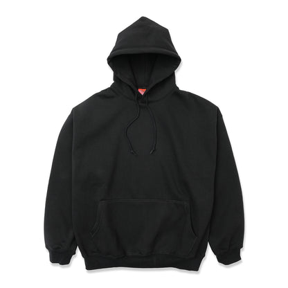 TRIBE WEAR(トライブウェア)のプレミアムな肉厚ヘビーオンスパーカー「NOT BASIC SWEAT HOODIE」のBLACKカラーの正面からの商品写真