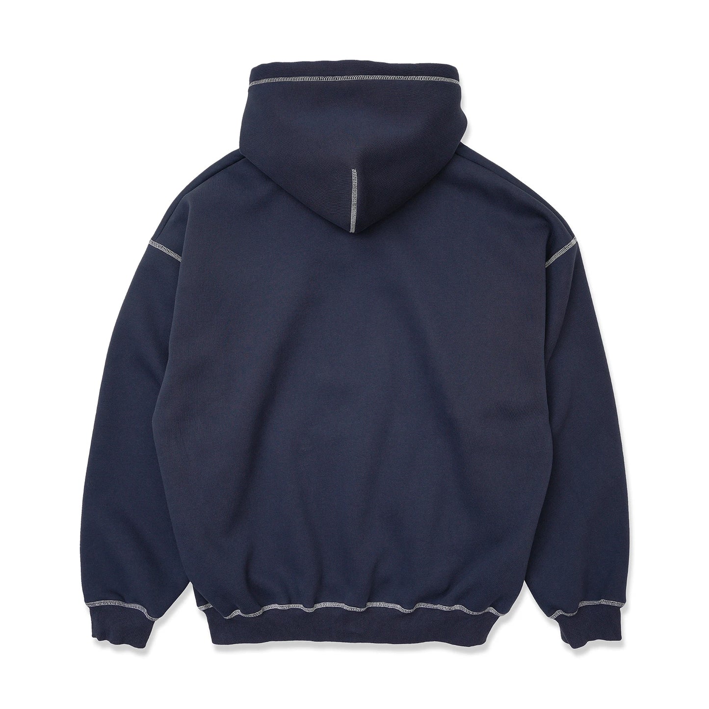 TRIBE WEAR(トライブウェア)のプレミアムな肉厚ヘビーオンスパーカー「NOT BASIC SWEAT HOODIE」のNAVYカラーの背面からの商品写真