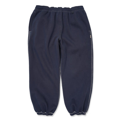 TRIBE WEAR(トライブウェア)のプレミアムな肉厚ヘビーオンスのスエットパンツ「NOT BASIC SWEAT PANTS」のNAVYカラーの正面からの商品写真