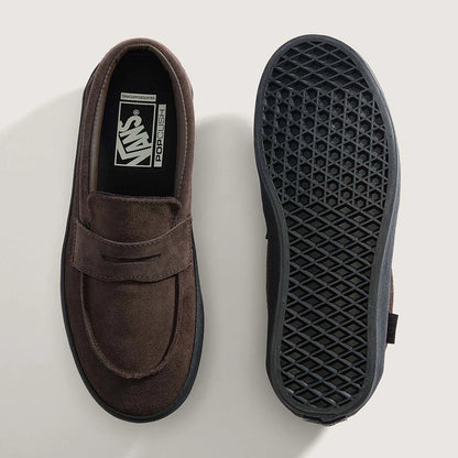 VANSのローファータイプのスケートボードシューズ「SKATE LOAFER」のBROWNカラーの上面からとアウトソールの写真