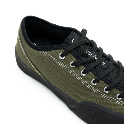 VILLAGE 1:30 PM - BLACK/WHISPER WHITE